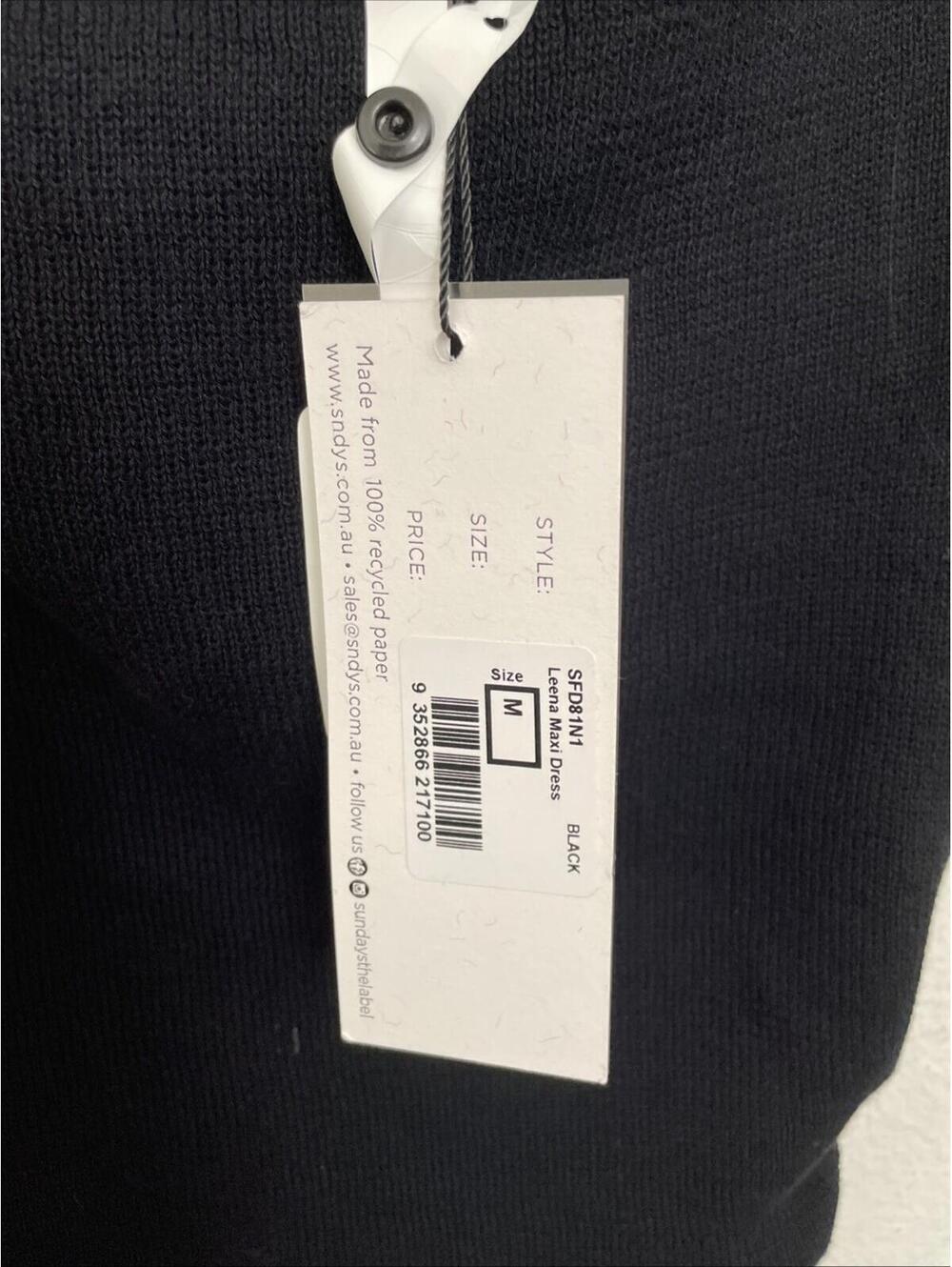 SNDYS Leena Maxi Dress Black off shoulder design Size M NWT - Picture 7 of 7